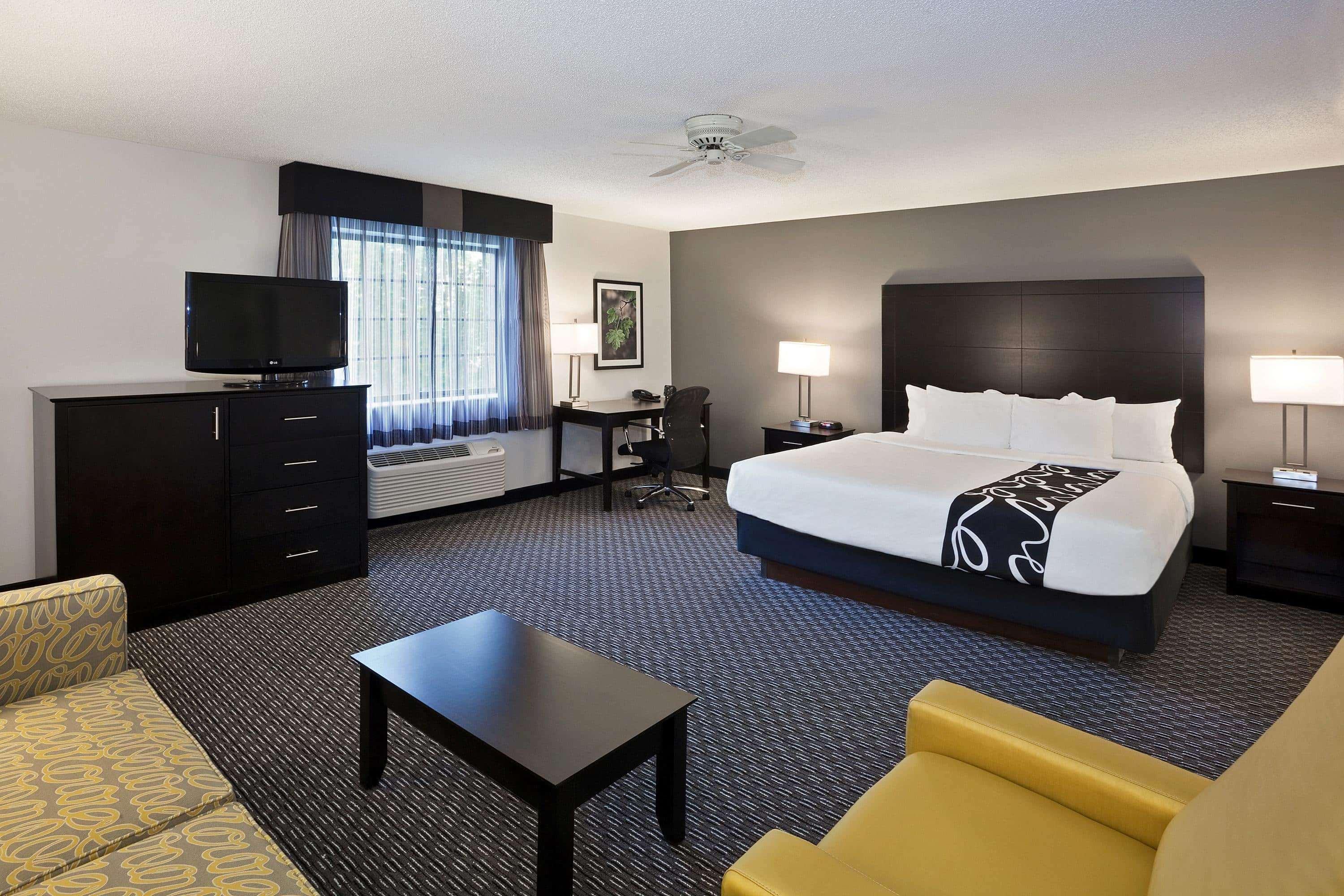 La Quinta By Wyndham Cleveland Macedonia Hotel Buitenkant foto