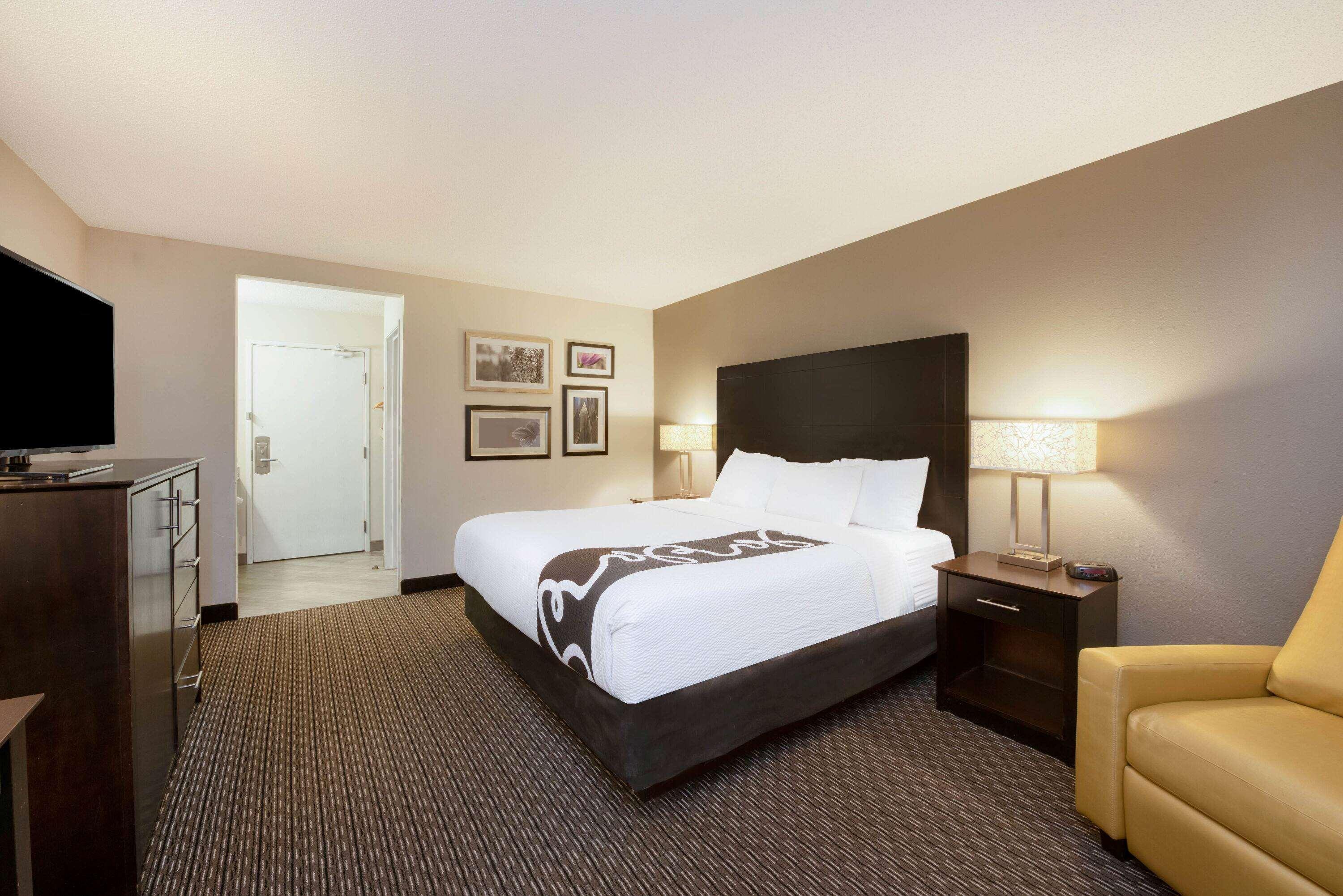 La Quinta By Wyndham Cleveland Macedonia Hotel Buitenkant foto